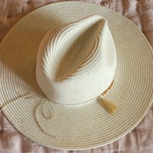 Sun hat